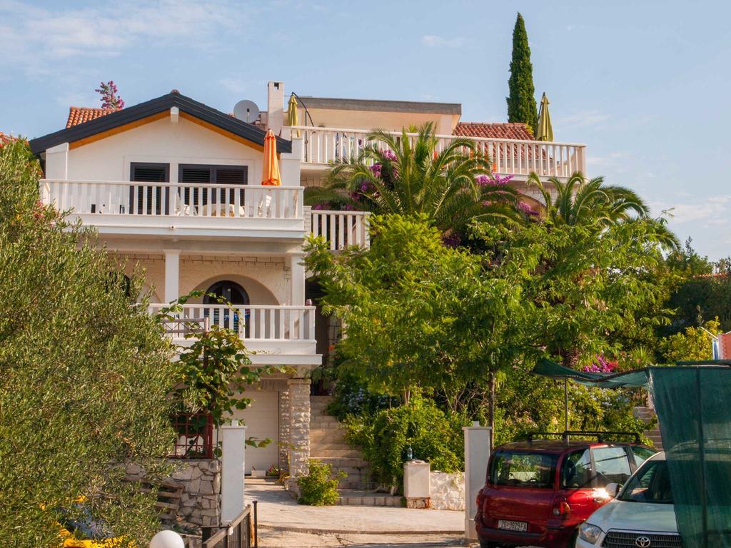 Villa Clematis Trogir Exterior foto